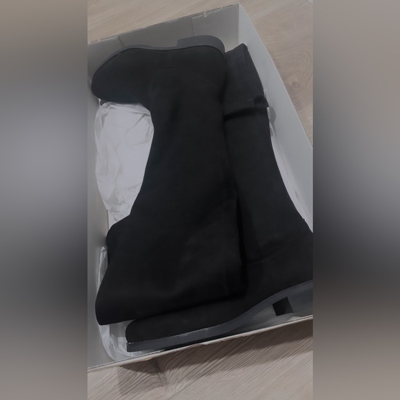 Over-the-knee Microsuede boot - Picture 2 of 6